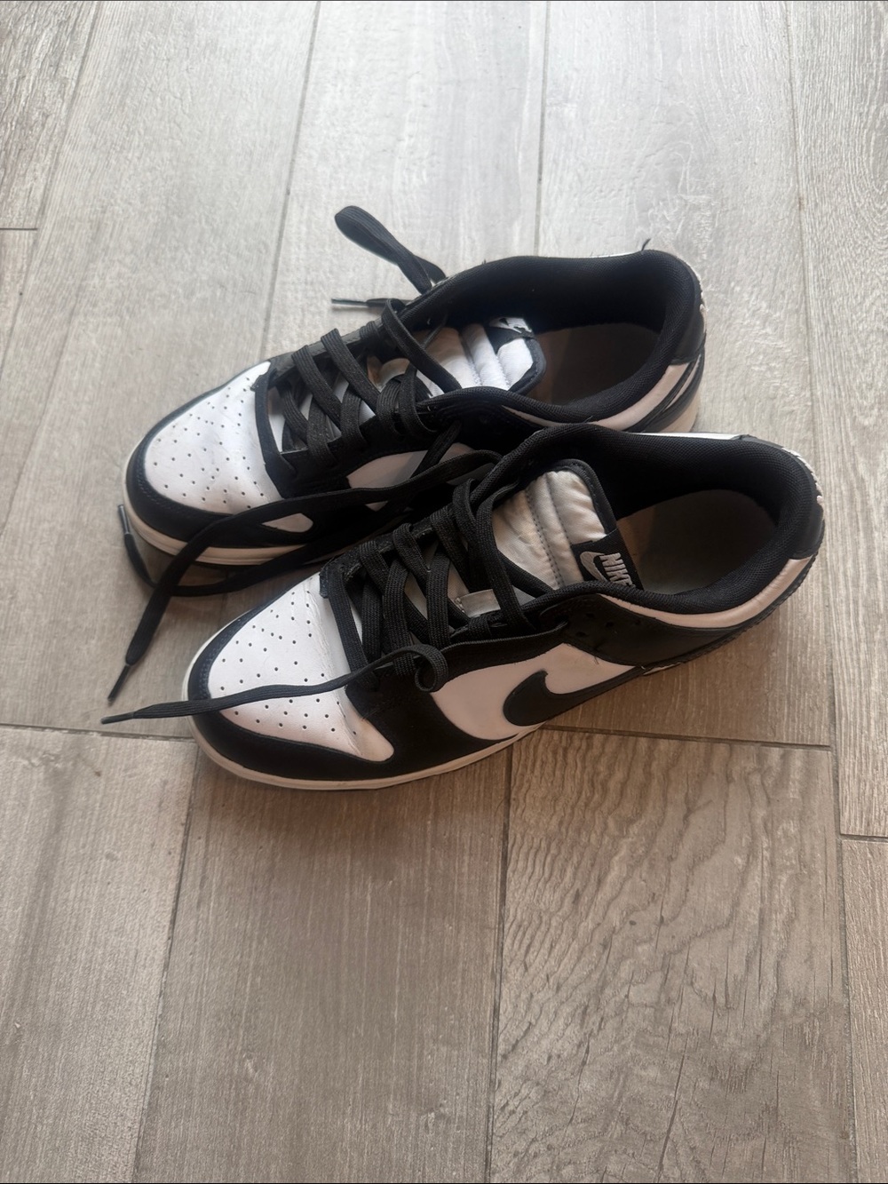Nike Black and White Low-Top Sneakers with Swoosh